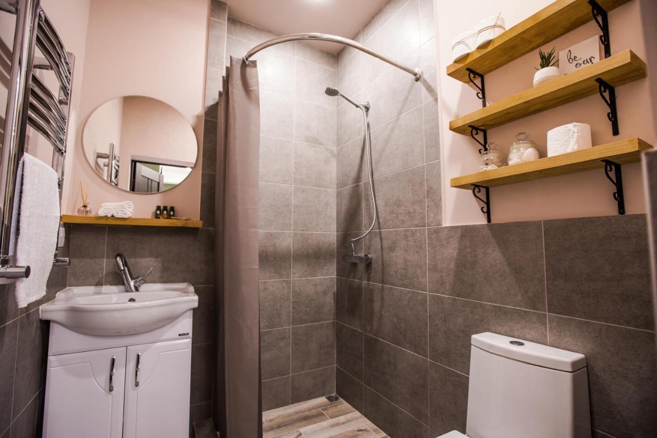 Hotelise I Bells-Of-Ireland Apartment 耶烈万 外观 照片