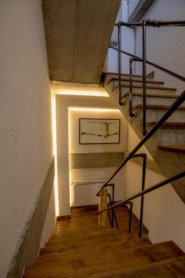 Hotelise I Bells-Of-Ireland Apartment 耶烈万 外观 照片
